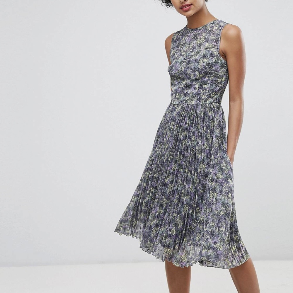 Warehouse Printed Pleated Midi Dress